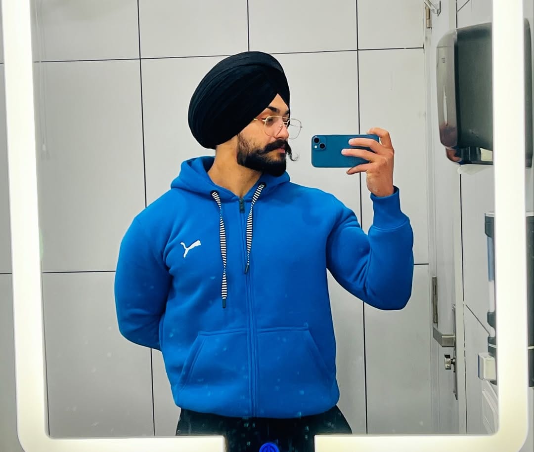 Post 8 by ਸਿਰਤਾਜ ਸਿੰਘ🍁 on Instagram (carousel)