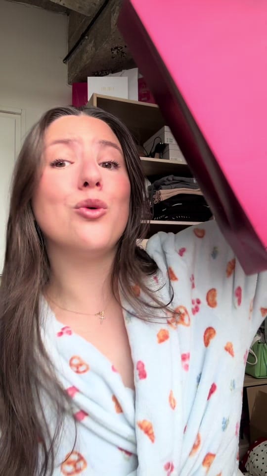 Post 4 by Call me Mel 🧸 on TikTok (video)