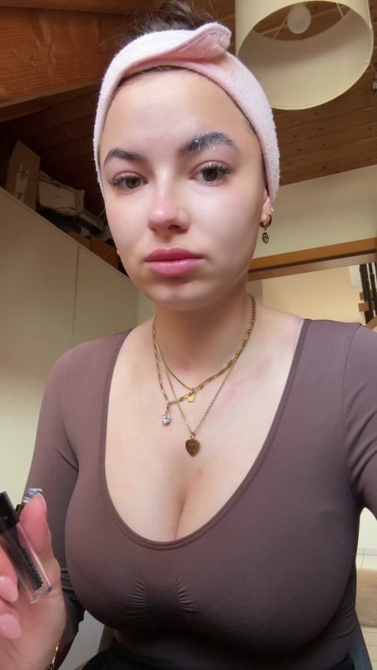 Post 4 by Marie on TikTok (video)