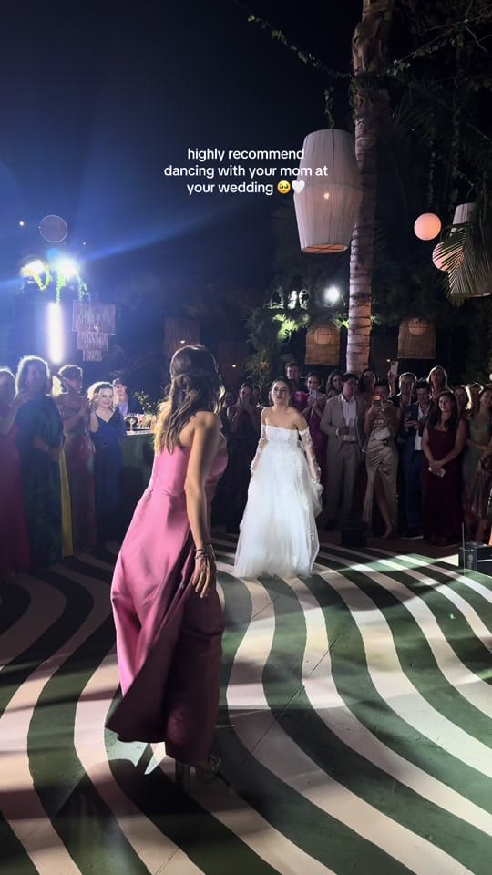 Post 8 by Myriam Diaz Dickson on TikTok (video)