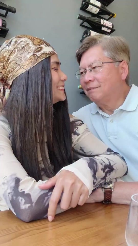Post 7 by Asana Paris on TikTok (video)
