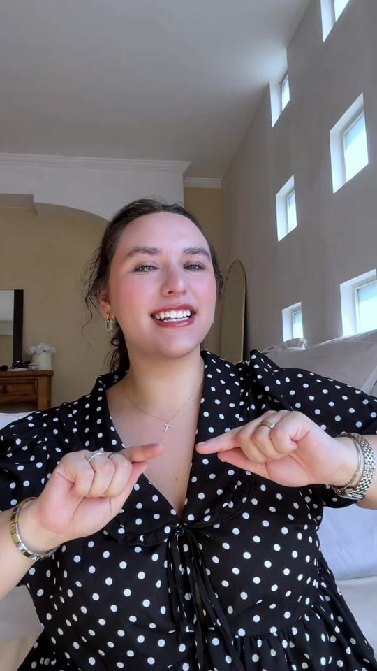 Post 3 by natasha roanh on TikTok (video)