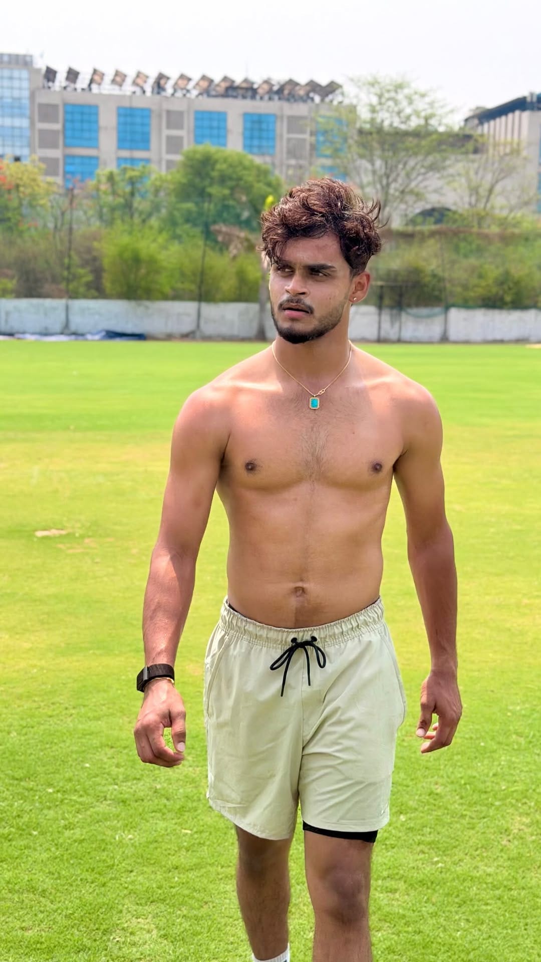 Post 6 by Ashish Dahariya on Instagram (video)