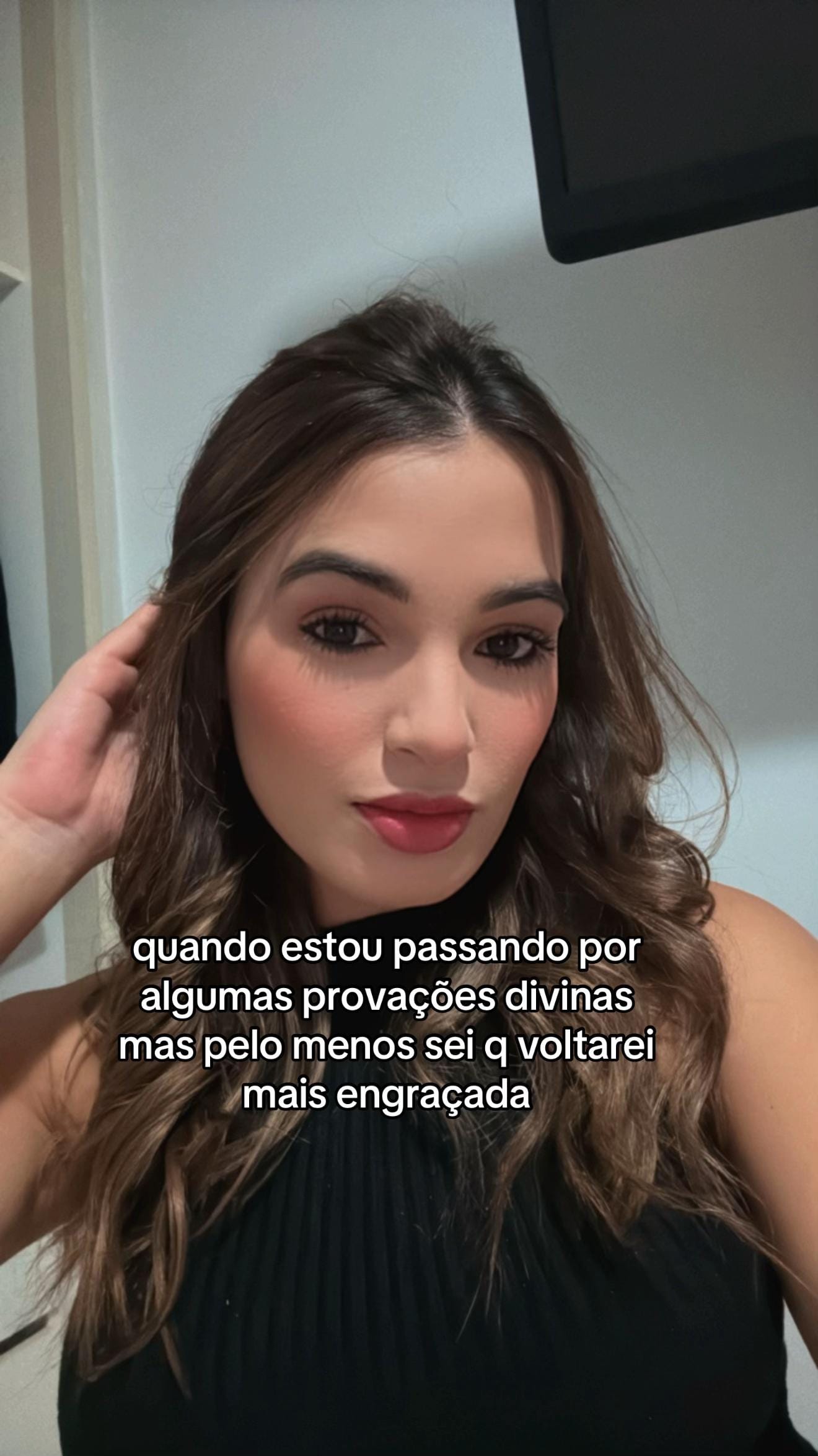 Post 3 by Letícia Leone on TikTok (video)