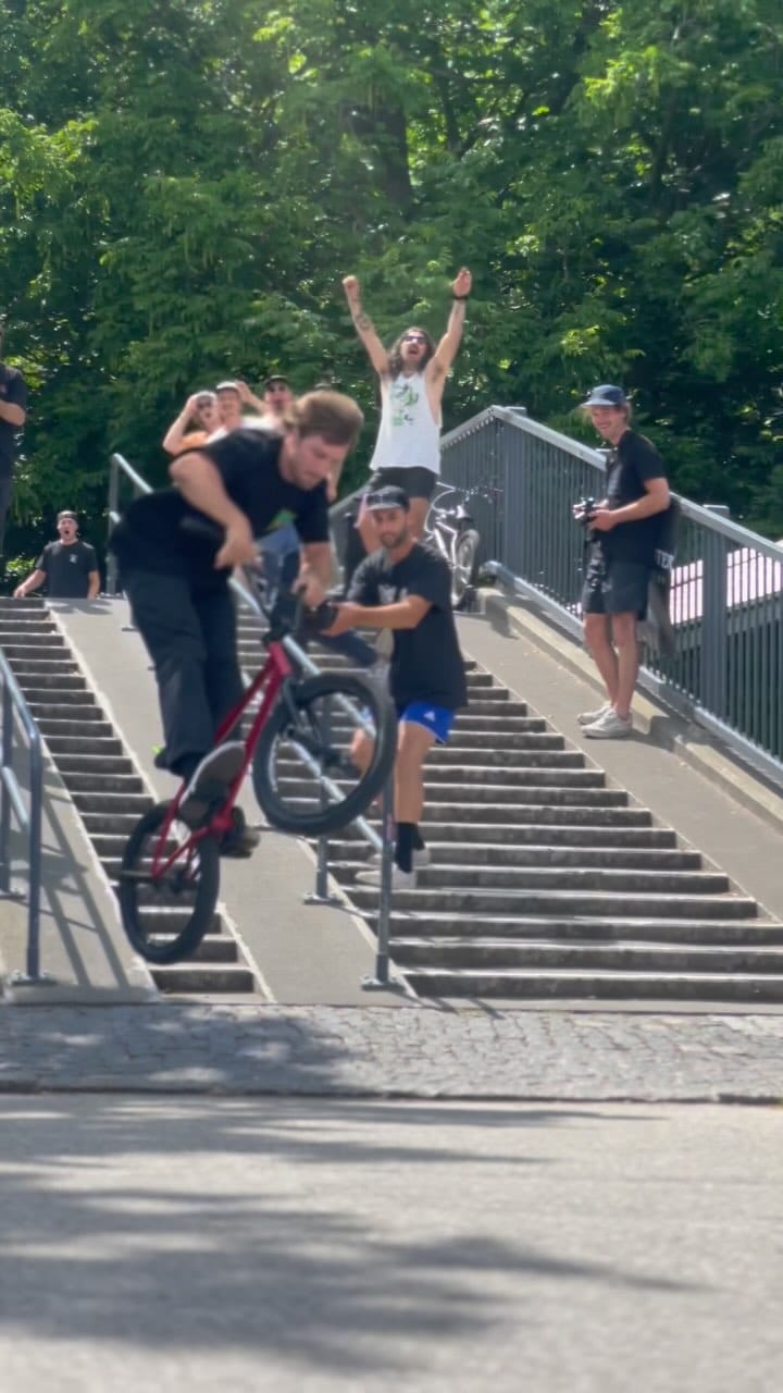 Post 10 by Dan Kruk on Instagram (video)