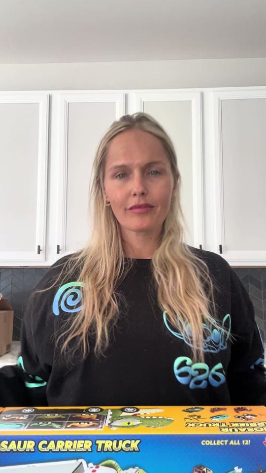 Post 6 by amollieboutique on TikTok (video)