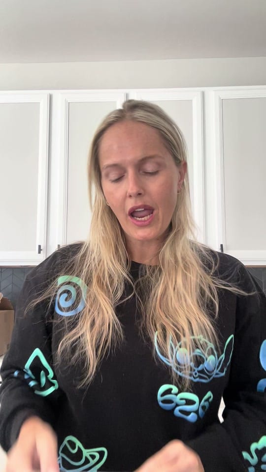 Post 5 by amollieboutique on TikTok (video)