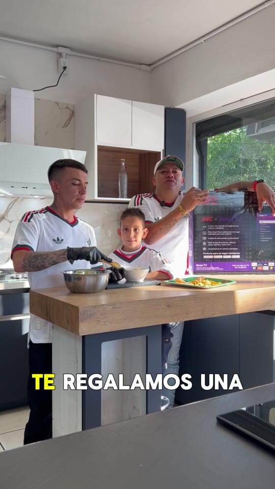 Post 2 by CrasanCocinasyClosets on TikTok (video)