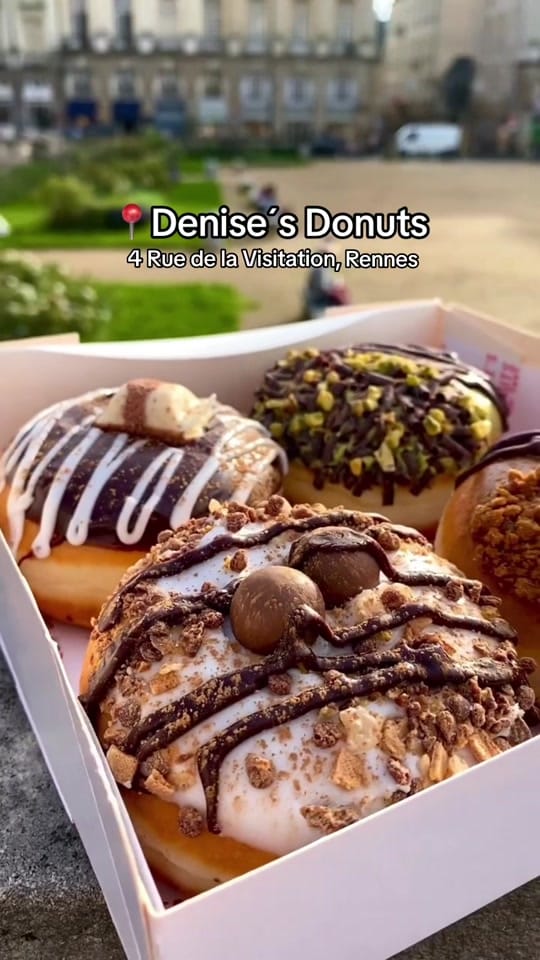 Post 3 by Rennes Foodguide on TikTok (video)