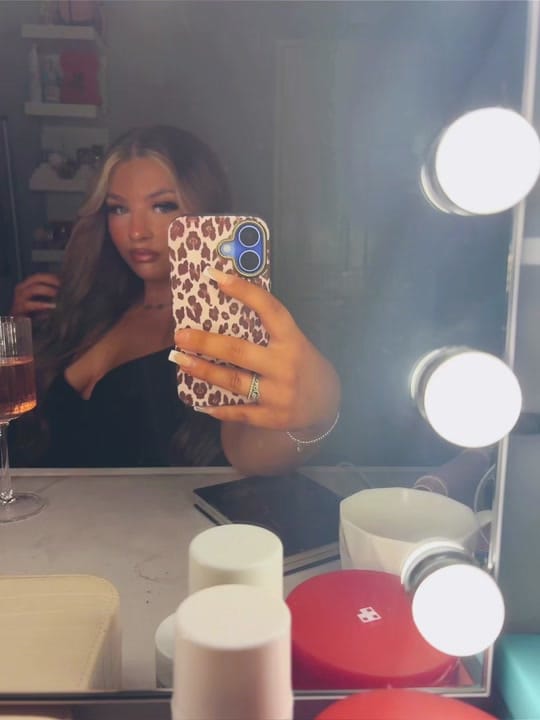 Post 7 by 𝓔𝓵𝓵👸🏽✨ on TikTok (video)