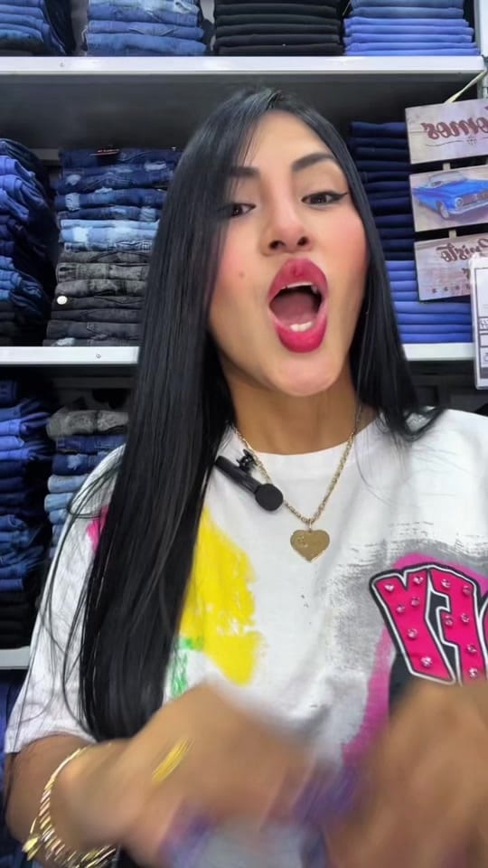 Post 8 by 💕 AGELY Jeans Fashion 💕 on TikTok (video)