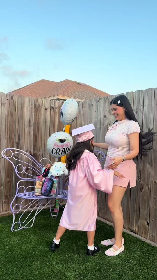 Post 5 by Ileana Velazquez on TikTok (video)