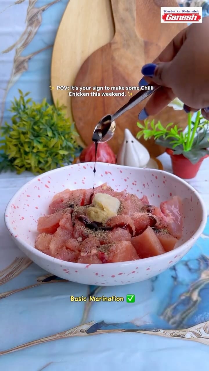 Post 7 by Riya | Kolkata Food Blogger | Home Chef on Instagram (video)