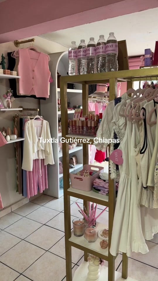 Post 2 by DIVAT on TikTok (video)