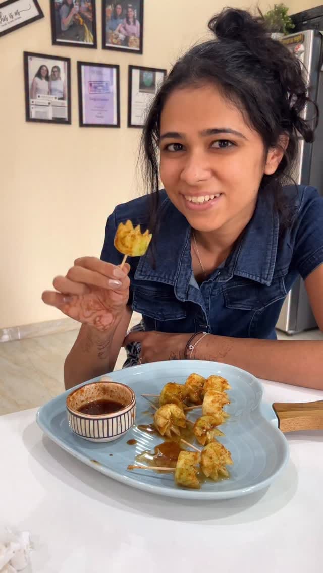 Post 5 by Dr. Rupali Tak & Saloni Tak || Recipe Developer on Instagram (video)