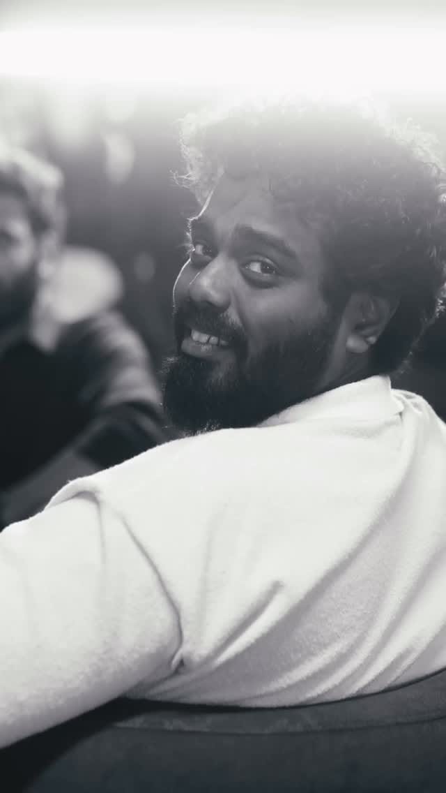 Post 10 by Karunakaran S on Instagram (video)