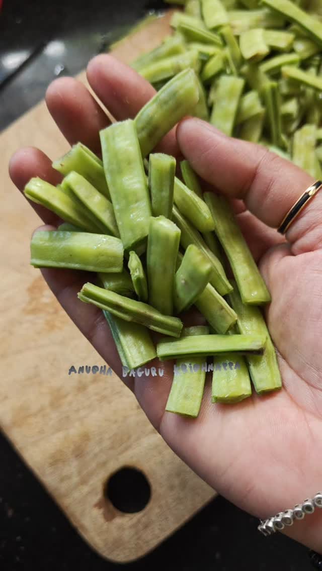 Post 2 by Anusha Baguru Krishnappa Shetty 🧿 on Instagram (video)