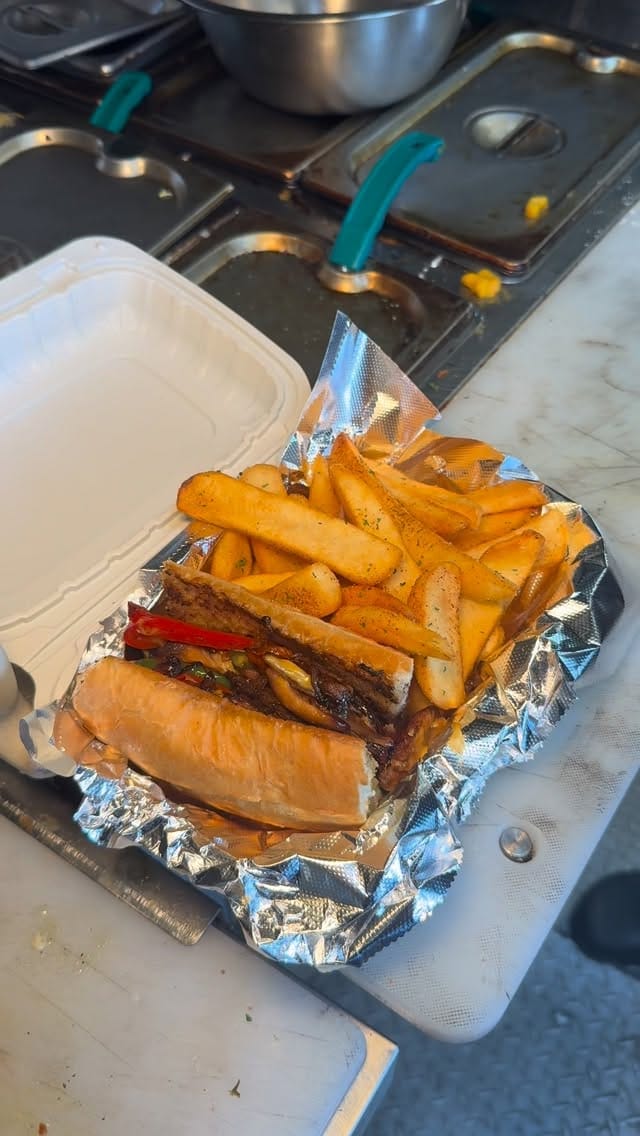 Post 3 by Vegan Mob ™️ on Instagram (video)
