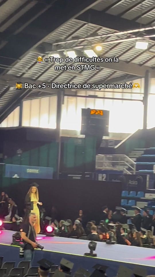Post 1 by Hibiscus 🌺 on TikTok (video)