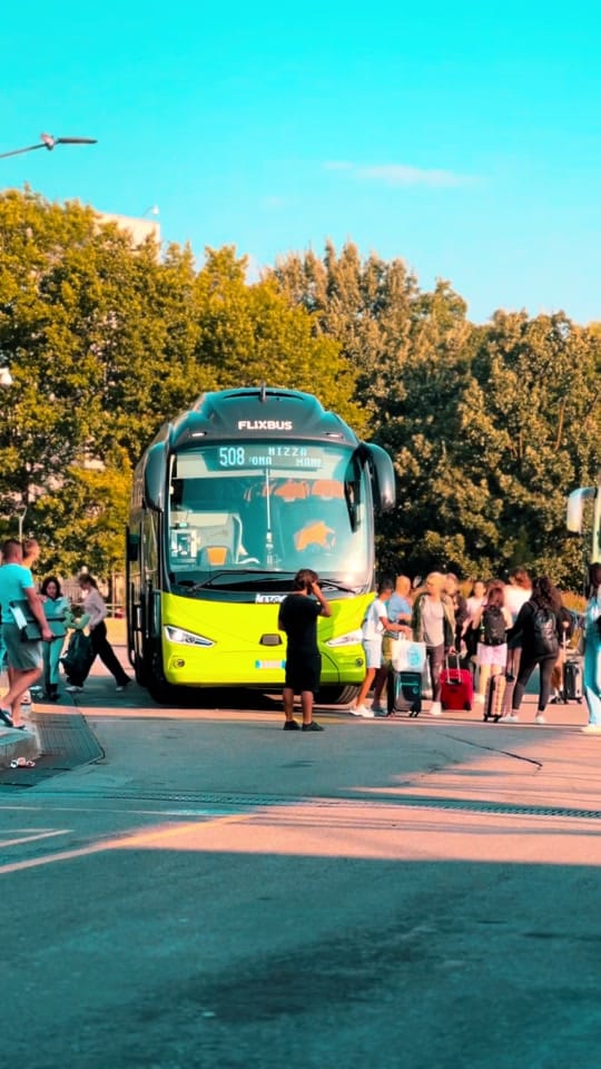 Post 10 by Asmaoul Photographe on TikTok (video)