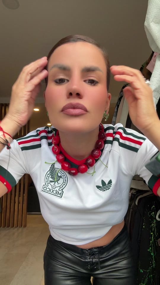 Post 1 by Lau styling on TikTok (video)