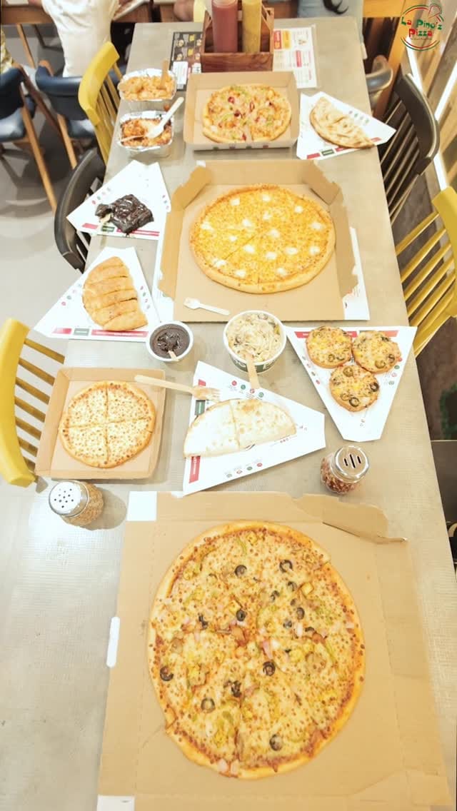 Post 8 by Foodies in OurVadodara on Instagram (video)