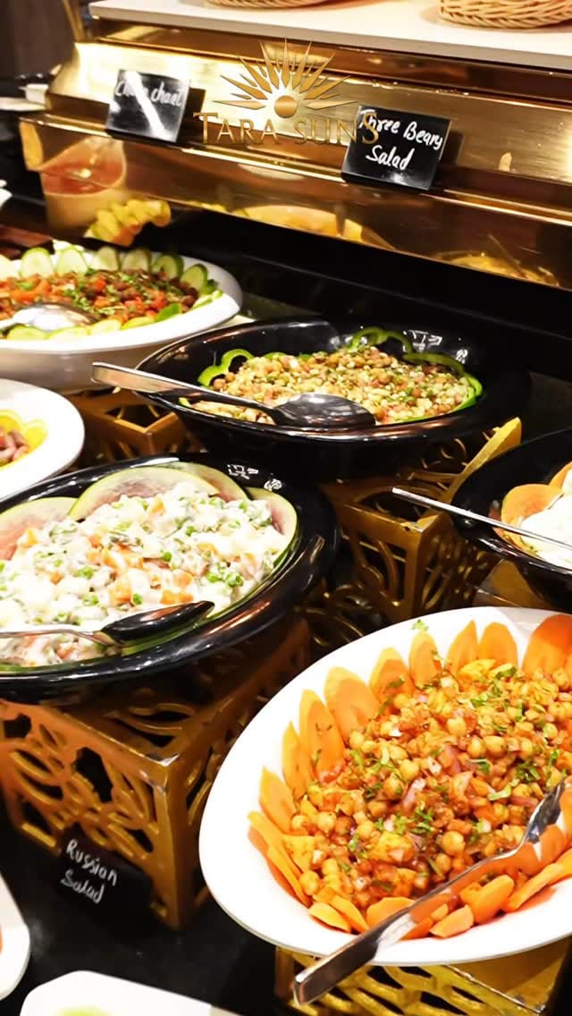 Post 6 by Foodies in OurVadodara on Instagram (video)