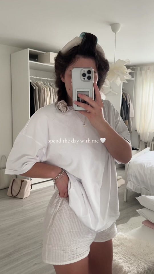 Post 6 by 𝐋𝐄𝐎𝐍𝐈𝐄 on TikTok (video)