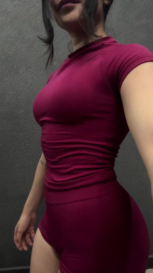 Post 3 by adriniesta on TikTok (video)