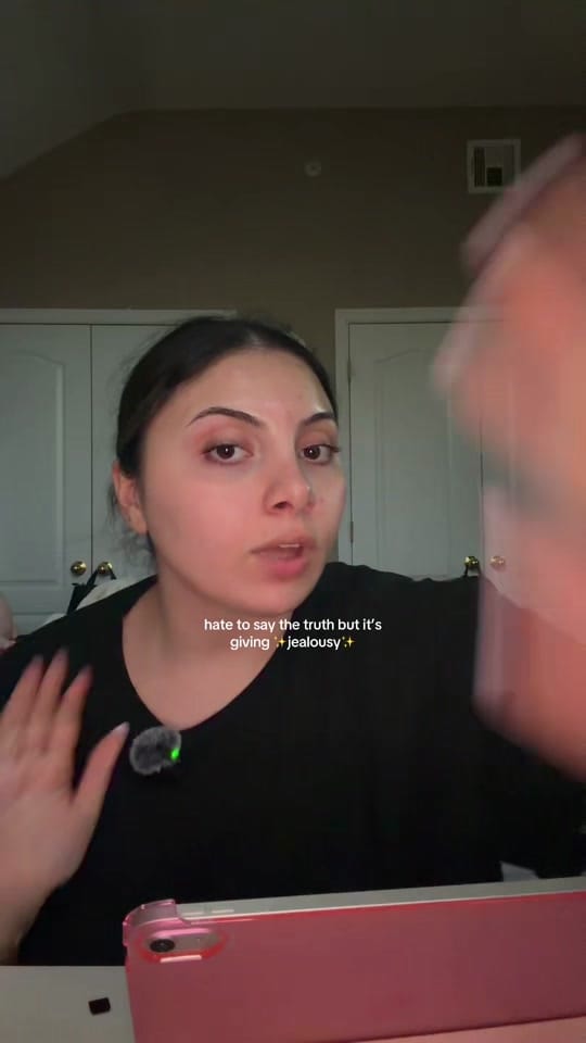 Post 6 by Francesca Lynn on TikTok (video)