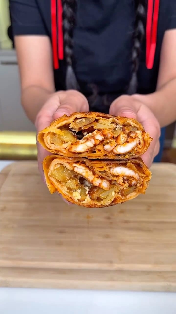 Post 5 by Thefooddisplay on Instagram (video)