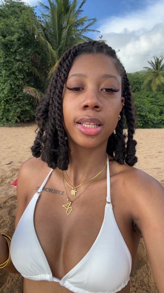Post 10 by FLOWEUR on TikTok (video)