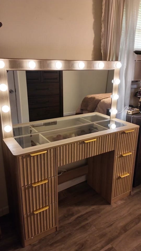 Post 2 by yeseniaags on TikTok (video)