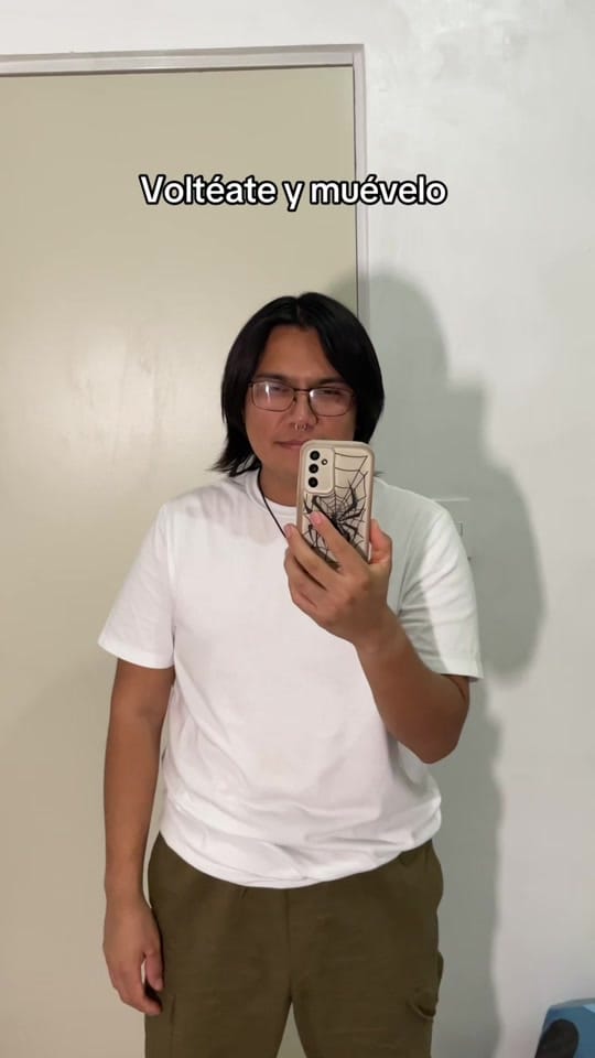 Post 10 by saraconett on TikTok (video)