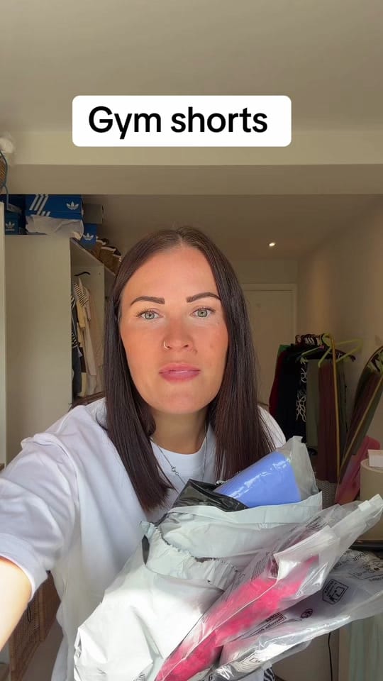 Post 5 by Joey-fashion/lifestyle/mumof3 on TikTok (video)