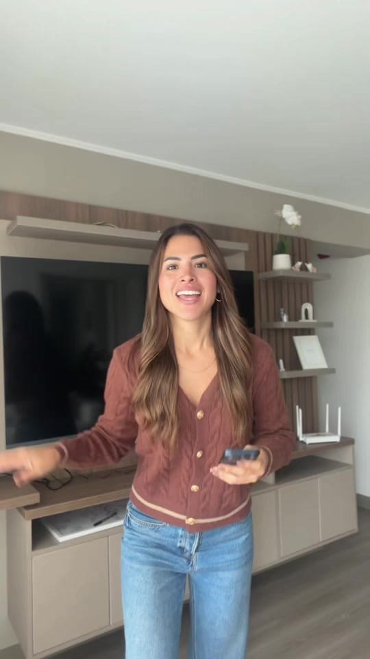 Post 1 by Leonela López on TikTok (video)