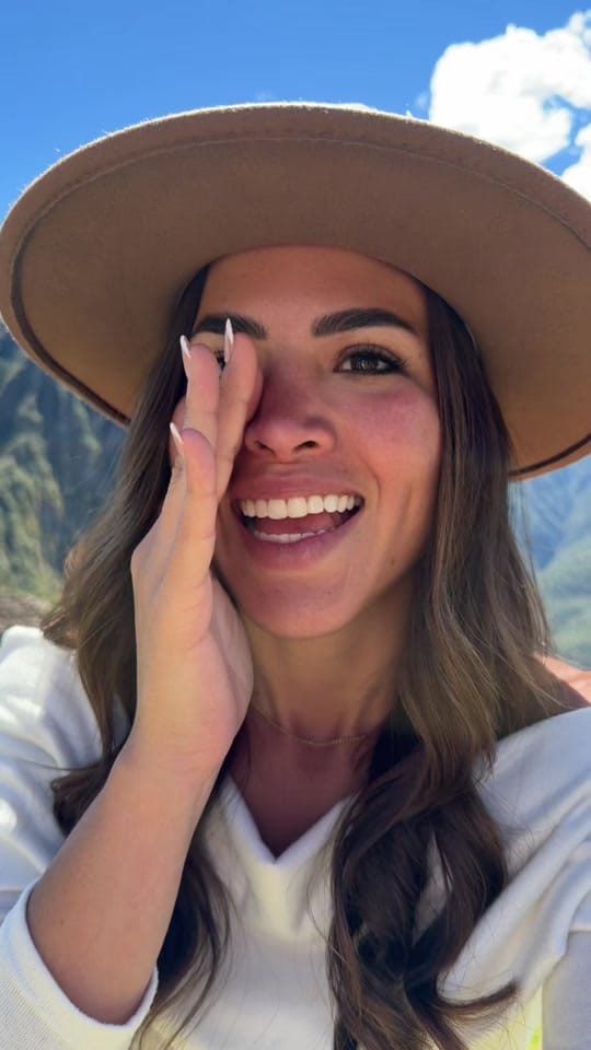 Post 5 by Leonela López on TikTok (video)