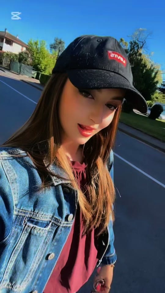 Post 8 by Lola🎀💋 on TikTok (video)