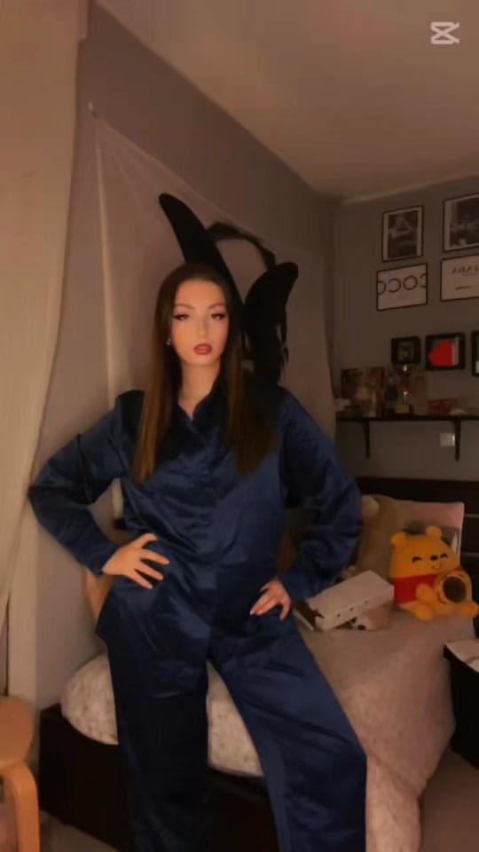 Post 10 by Lola🎀💋 on TikTok (video)