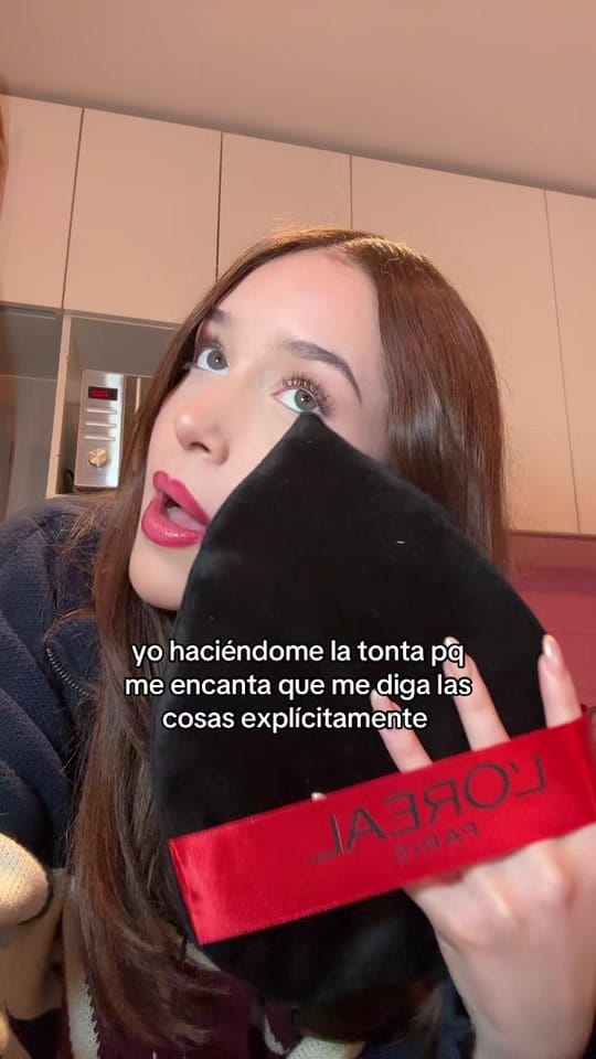 Post 1 by Flavia Martin on TikTok (video)