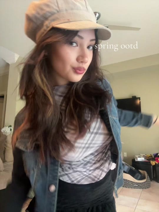 Post 2 by Chloee :D on TikTok (video)