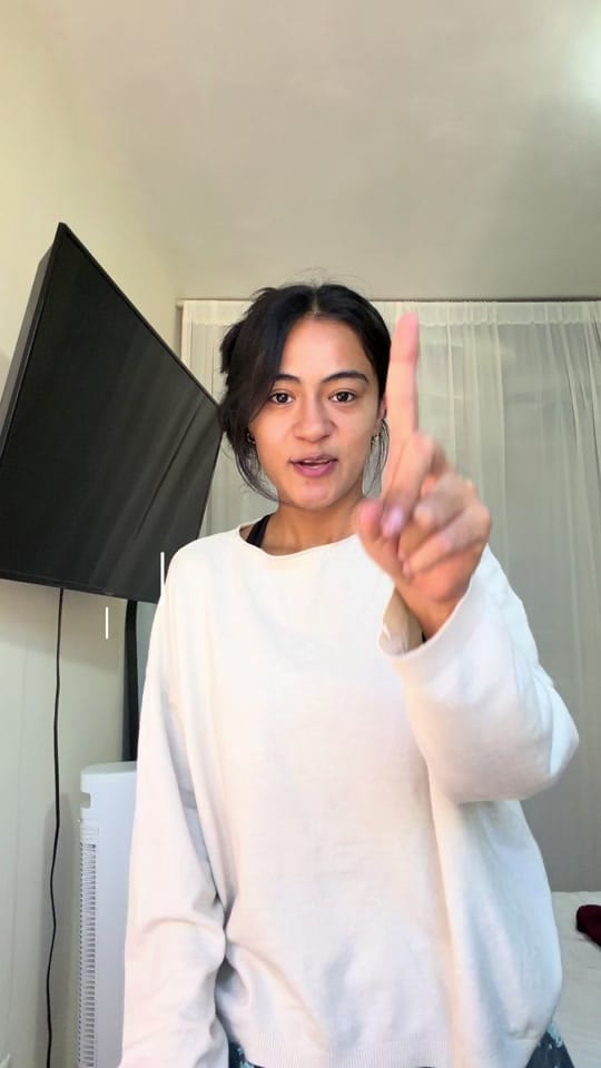 Post 7 by Emi Rosas 🤍 on TikTok (video)