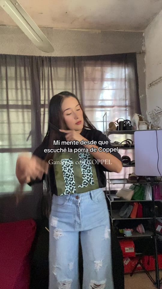 Post 3 by Adriana Espinosa outfits on TikTok (video)