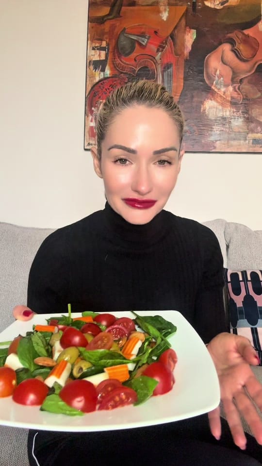 Post 6 by Marie Orlandi on TikTok (video)