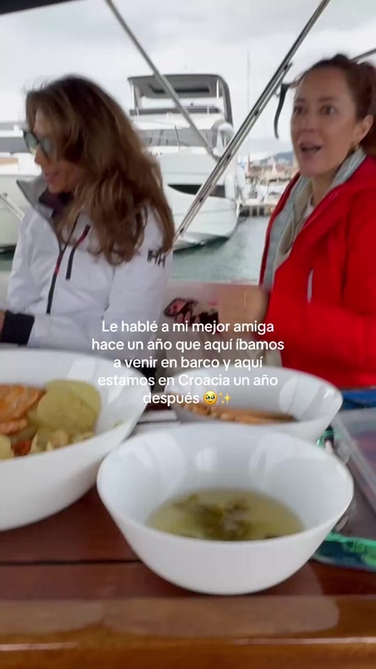 Post 2 by Ari Camacho on TikTok (video)