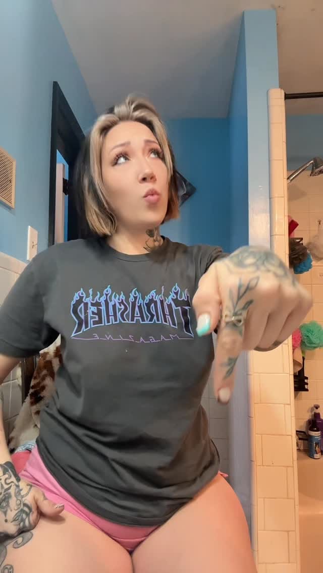 Post 10 by Kayla Key on Instagram (video)