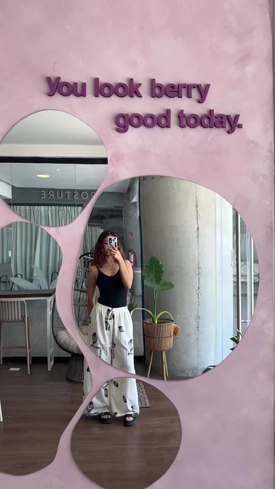 Post 6 by Shu Laga<3 on TikTok (video)