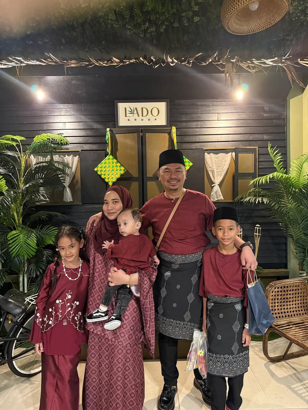 Post 9 by Ecaariffin on Instagram (carousel)