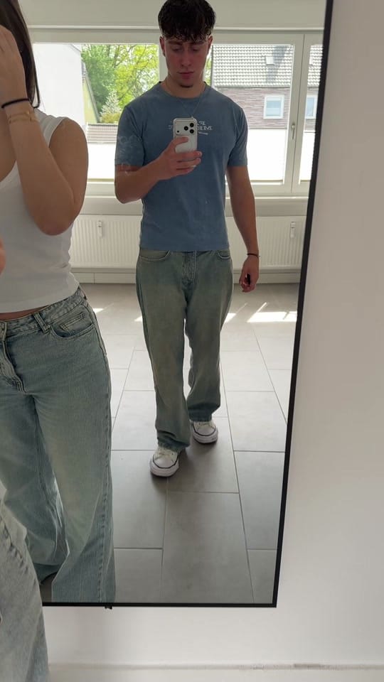 Post 4 by Leon on TikTok (video)