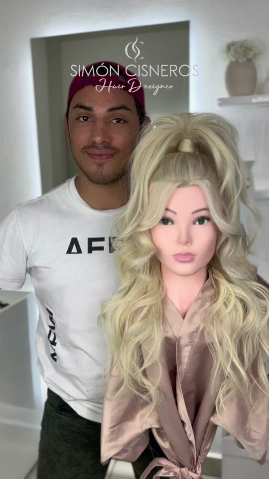 Post 9 by Simon Cisneros Pro on TikTok (video)